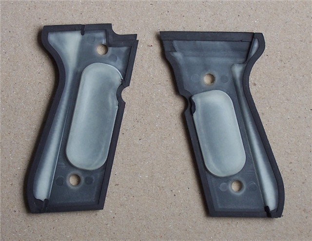 Hogue rubber pistol grips for Berreta 92-img-1