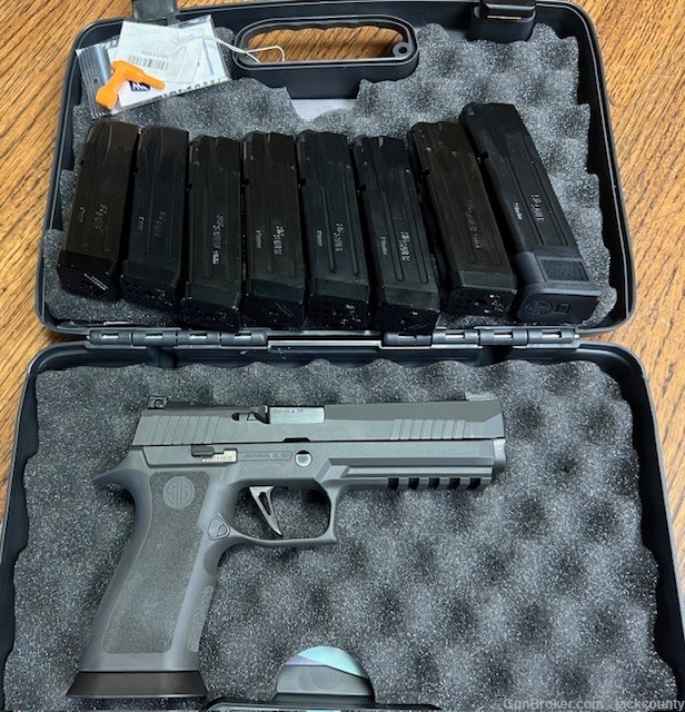 Sig, P320 , X5, Legion, 9mm, 8 mags,Case/Papers-img-9