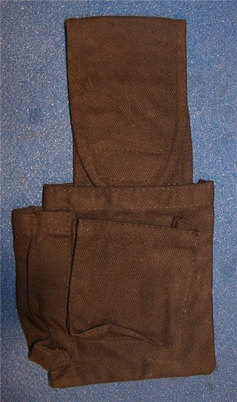 Black belt pouch, 3 pockets, 4" x 5".-img-0