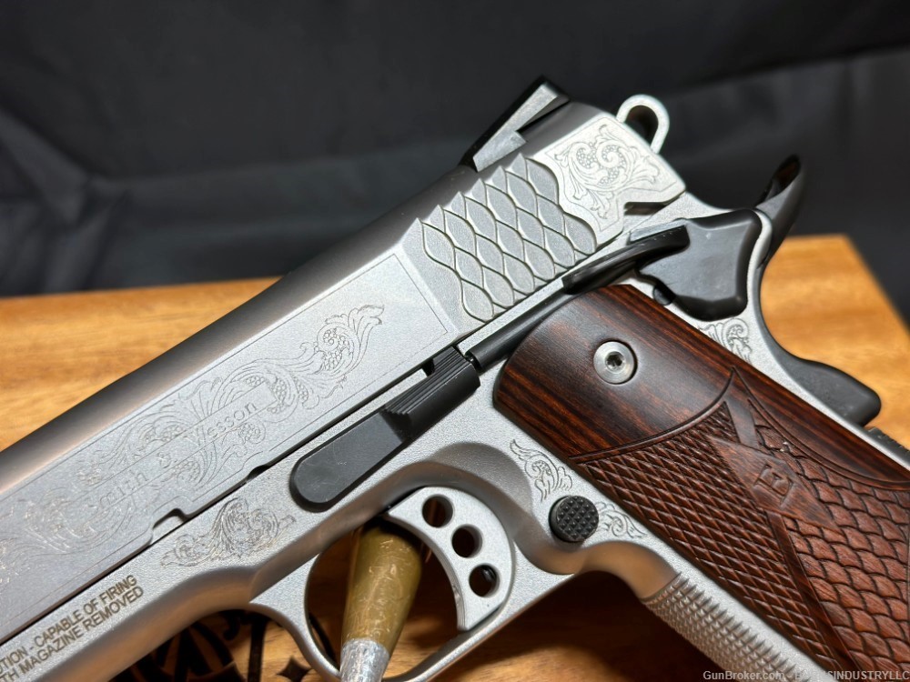 Smith & Wesson 1911 E-Series S&W 1911 10270 Wesson & Smith S&W -img-13