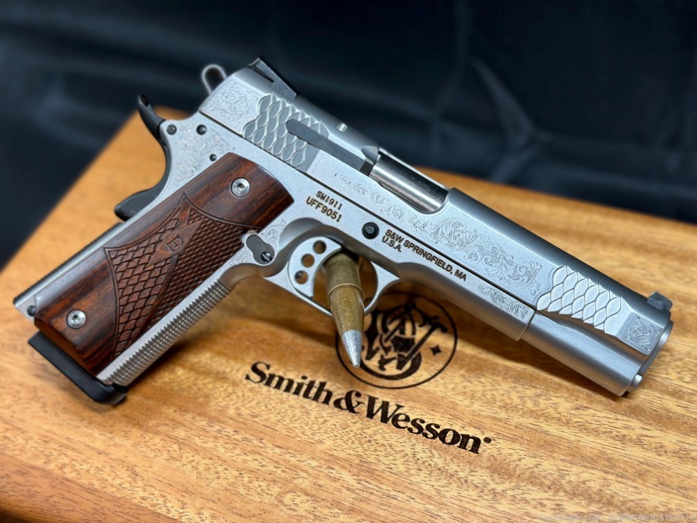 Smith & Wesson 1911 E-Series S&W 1911 10270 Wesson & Smith S&W -img-3