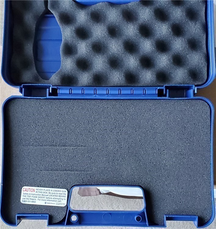 S&W Smith & Wesson Model 640 Factory OEM Hard Case - EMPTY Box-img-1
