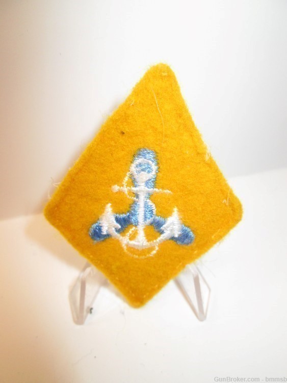 Vintage U.S NAVY WAVE  Yellow Triangle Wool Insignia, maybe Collar Insignia-img-0