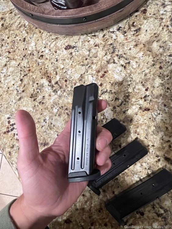 4 Sig Sauer P320 9mm 17 round magazines (price is for all 4)-img-2