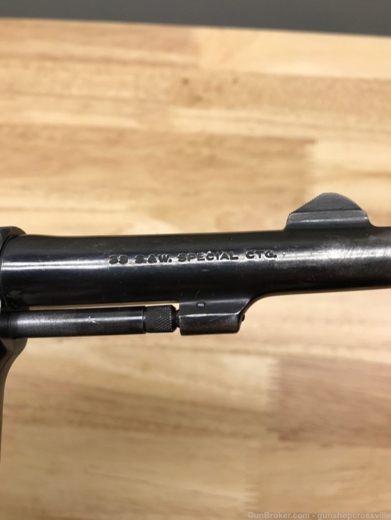 Used Smith & Wesson10-7  38 SPL 4" Barrel-img-2