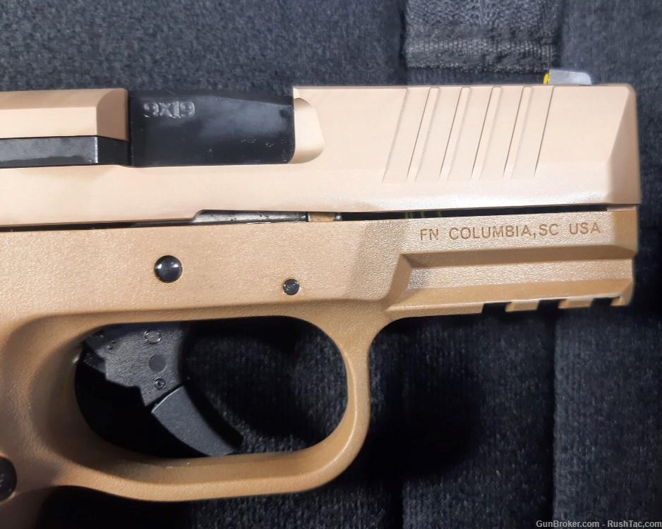 FN 509C / 509 Compact 9MM 15+1 12+1 w 2 mags NEW showcase demo-img-4