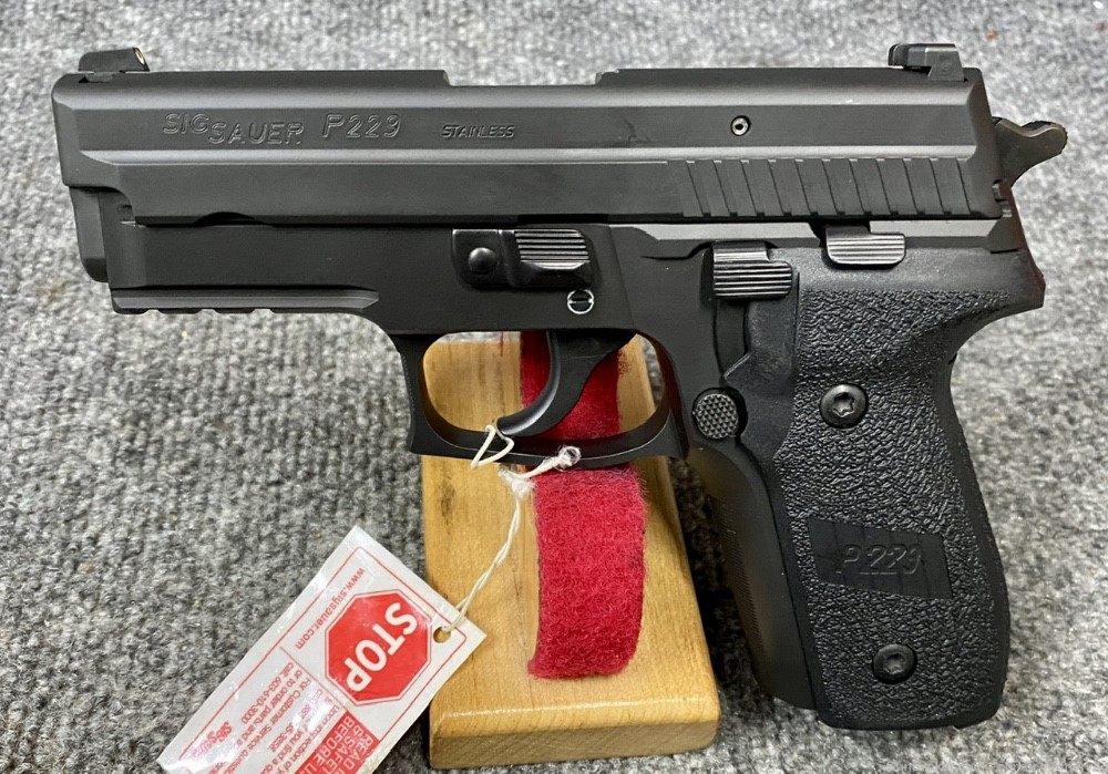 Sig Sauer P229 .40 S&W Certified pre-owned German Frame SS Slide Mint ...