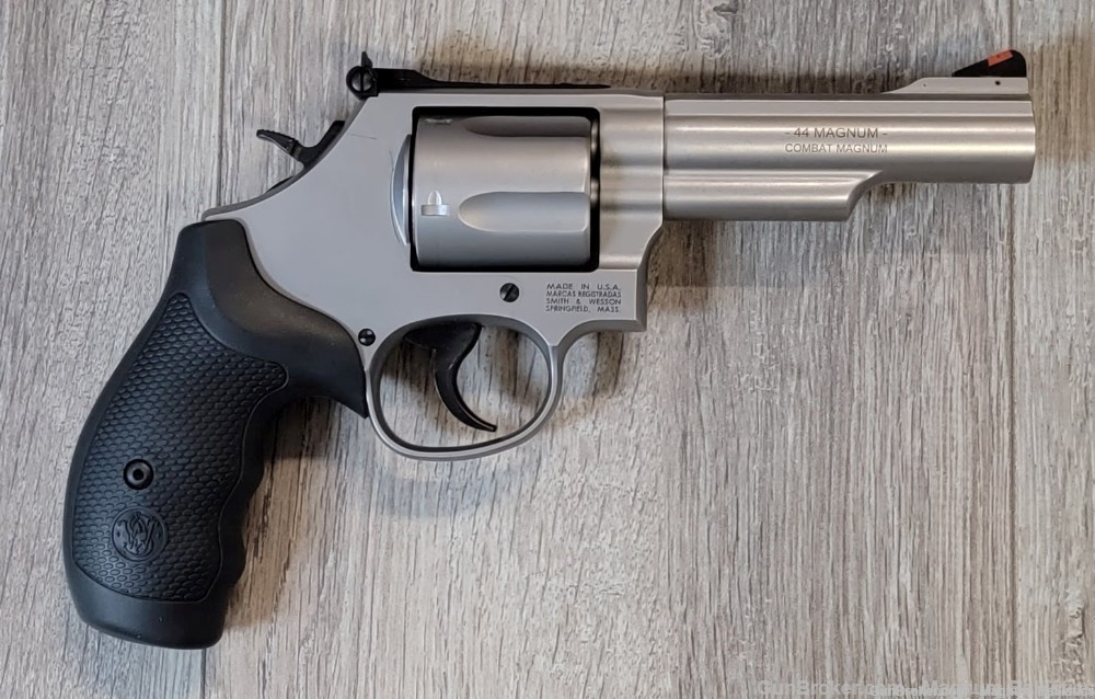Smith & Wesson Model 69 44 Mag 162069-img-2