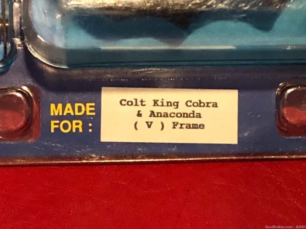 Hogue Rubber Monogrip Colt Anaconda & King Cobra NOS 47000-img-1
