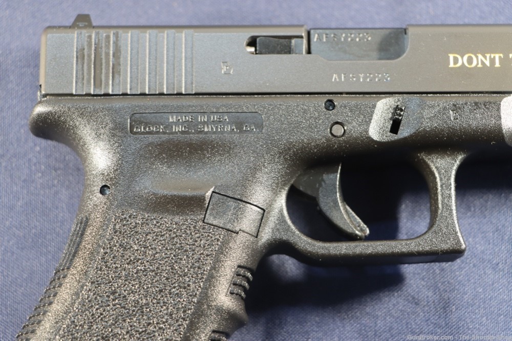 Glock Model G17 GEN3 Pistol 9MM 17RD 17 GEN 3 GADSDEN Engraved Dont Tread-img-10