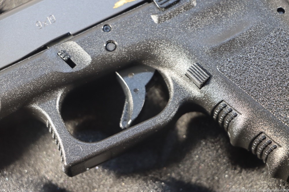 Glock Model G17 GEN3 Pistol 9MM 17RD 17 GEN 3 GADSDEN Engraved Dont Tread-img-5