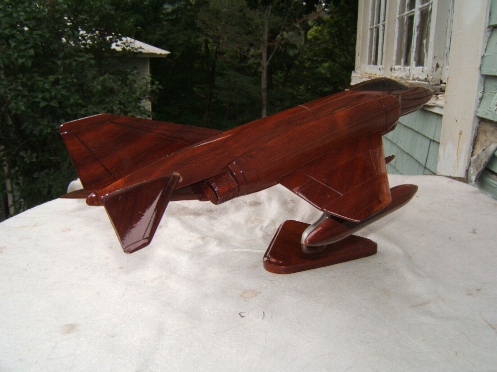 F4 Phantom Teak Wood Desk Model -img-2