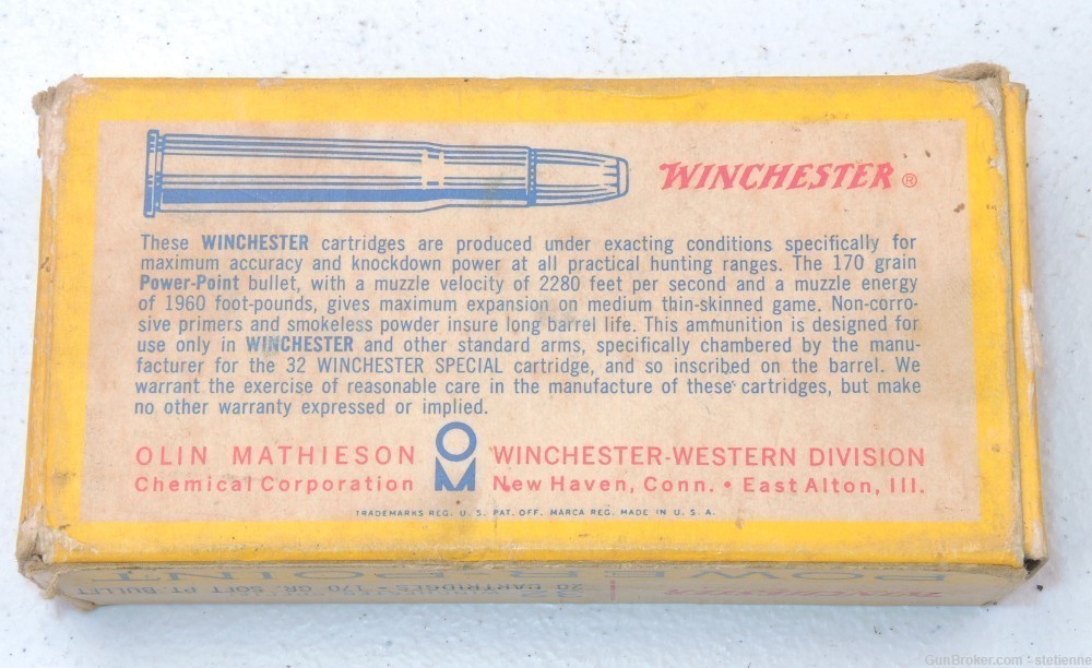 Vintage Winchester 32 caliber ammunition box & brass very nice -img-3
