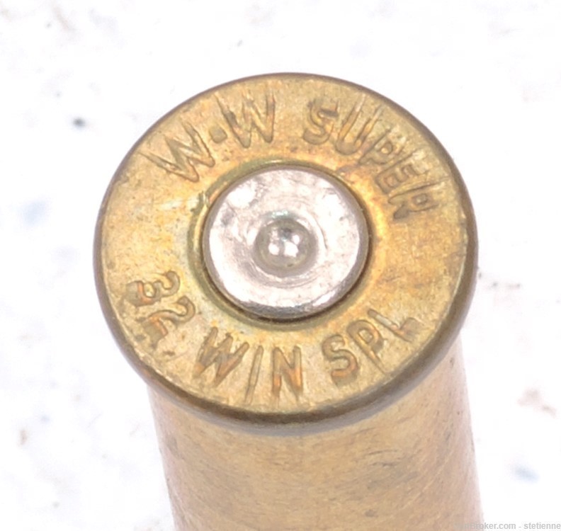 Vintage Winchester 32 caliber ammunition box & brass very nice -img-4