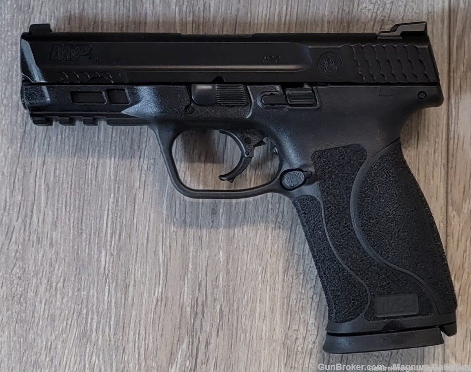 Smith & Wesson M&P M2.0 Compact 45 ACP 12106-img-3