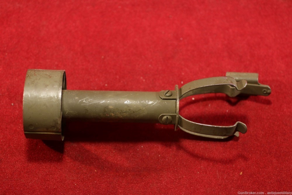US WW2 Grenade Adapator - 4 prong - Dated 1945-img-1