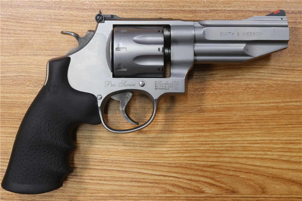 Smith & Wesson Model 627 Pro Series .357 Mag 4” Barrel-img-0