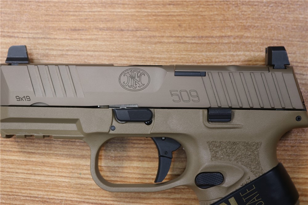 FN 509C 9mm 3.5" Barrel 15 Rounds Box 2 Mags-img-3
