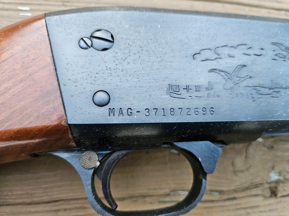 Ithaca 37 Magnum Featherlight Supreme 30" Vent Rib Like New in Original Box-img-5
