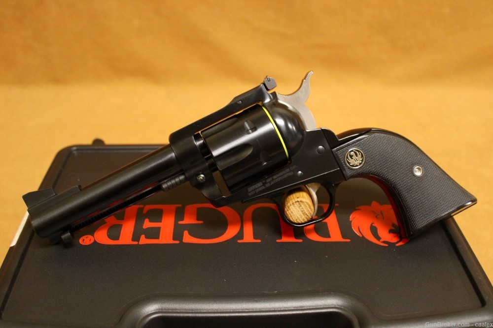 NEW Ruger New Model Blackhawk (357 Magnum, 4.6", Blued) 0306-img-0