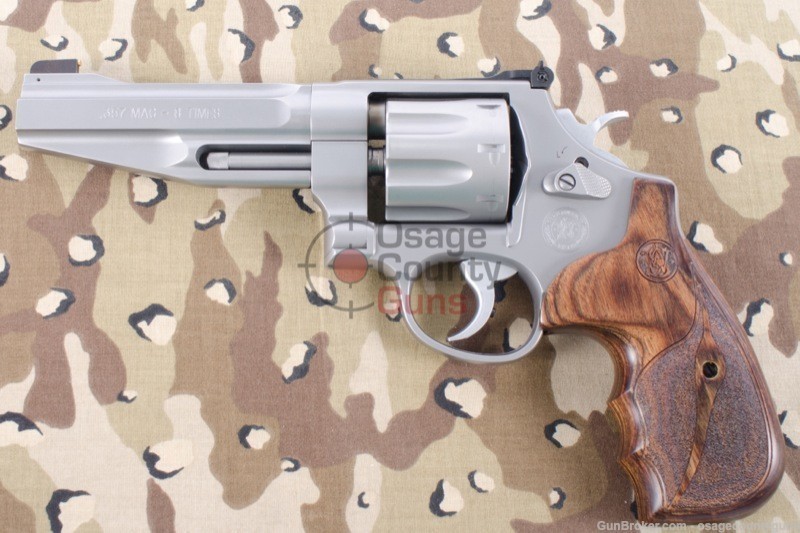 Smith & Wesson 627 Performance Center - .357 Magnum -img-1