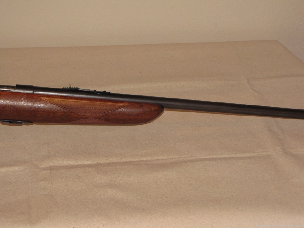 Remington Model 511 Scoremaster Bolt Action Rifle .22 S, L & LR 6 Rd Mag-img-2