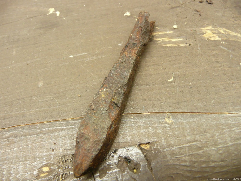 Medieval Era Iron Arrow Point,  Ground dug relic  (z237)-img-6