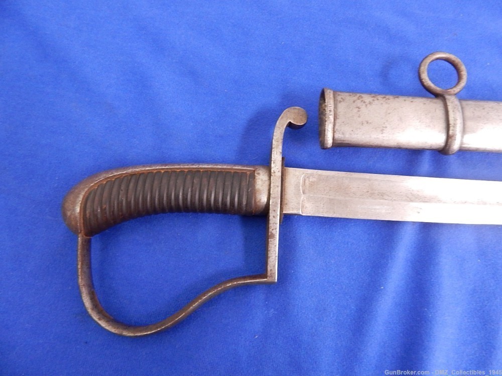 WW1 WWI Era German Combat Sword with Scabbard-img-1