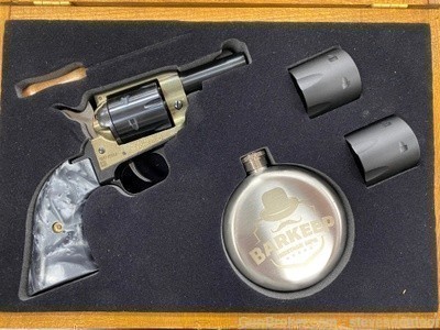 Heritage Barkeep 22 LR Revolver Kit with Flask and 2 Cylinder Shot Glasses -img-1