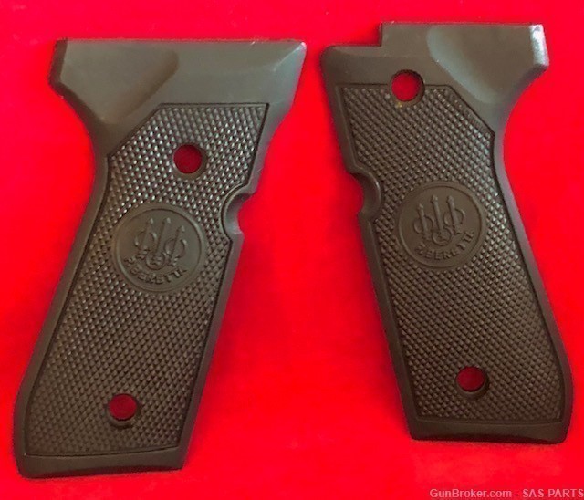 NIW Factory Beretta Black Plastic Grip Panels 92F/92FS-img-0