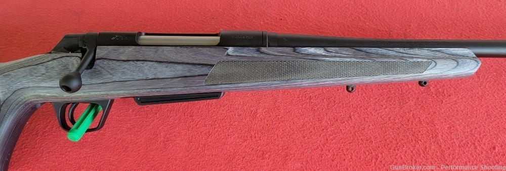 Winchester XPR Thumbhole Varmint SR 270WIN 24" Barrel-img-2