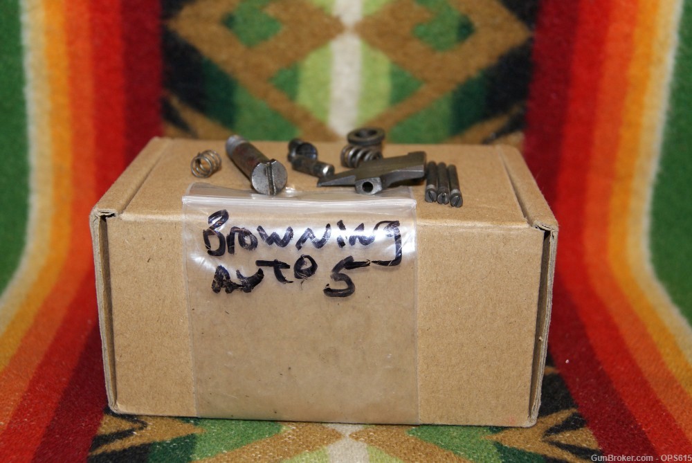 Browning Auto 5 12, 16, 20 ga receiver parts lot-img-2