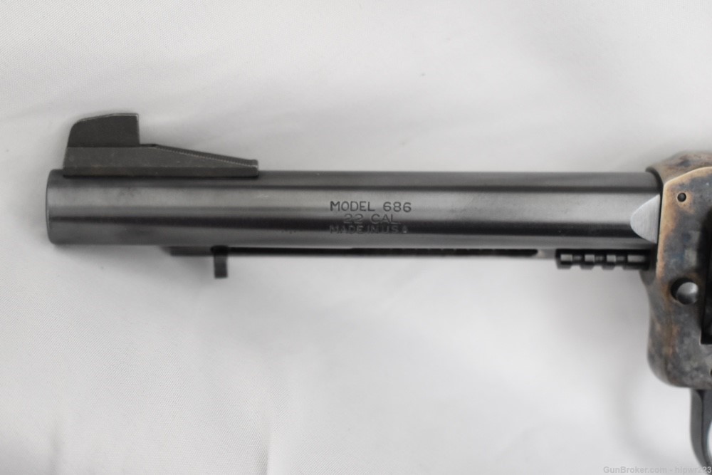 Harrington & Richardson H&R Model 686 double action .22 LR revolver-img-10