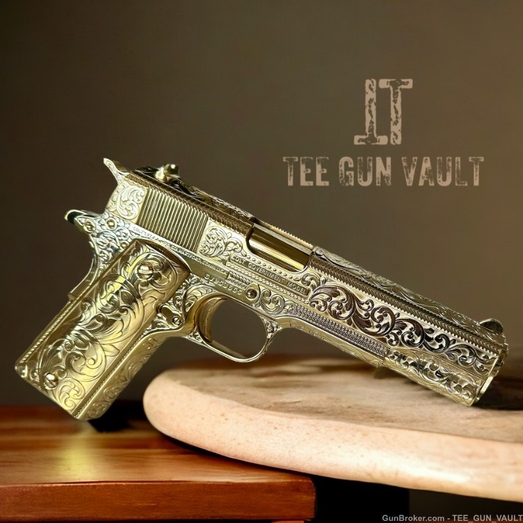 COLT CUSTOM 1911 GOVERNMENT .45 ACP FULLY ENGRAVED 24K PLATED WITH 2 GRIPS-img-2