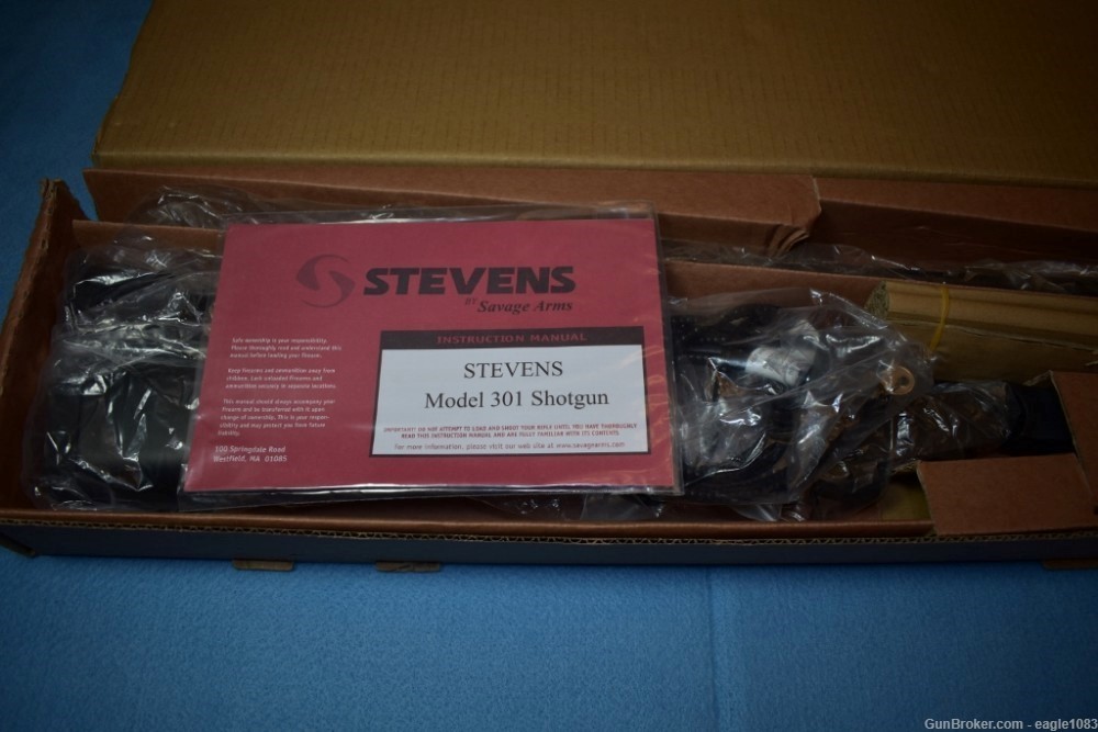 Stevens Model 301 (by Savage Arms) 410 Gauge Single Shot - Factory New-img-12