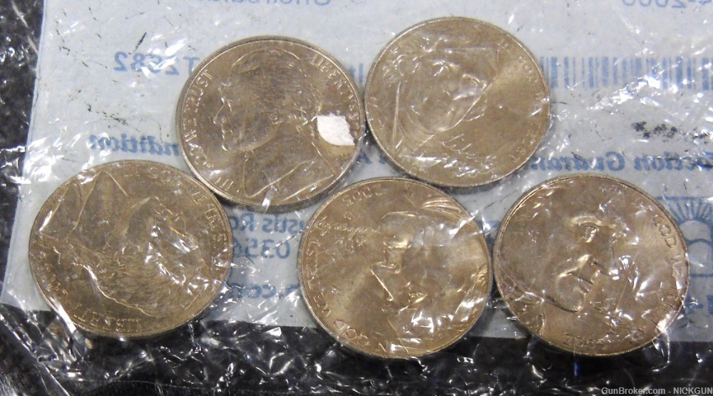 Vintage U.S. Three Coin Money Clip & Nickle set.-img-1