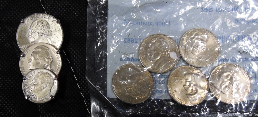 Vintage U.S. Three Coin Money Clip & Nickle set.-img-0