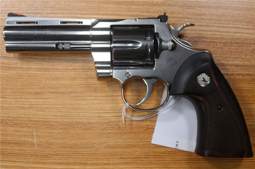 Colt Python 357 Magnum Stainless 4" Barrel 6 Round Box-img-1