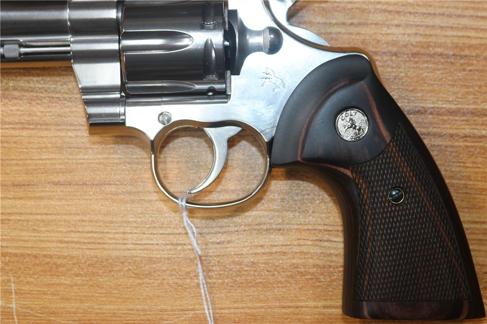 Colt Python 357 Magnum Stainless 4" Barrel 6 Round Box-img-6