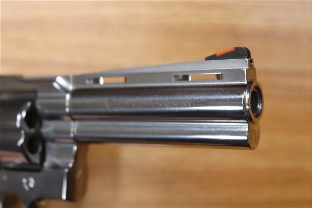 Colt Python 357 Magnum Stainless 4" Barrel 6 Round Box-img-8