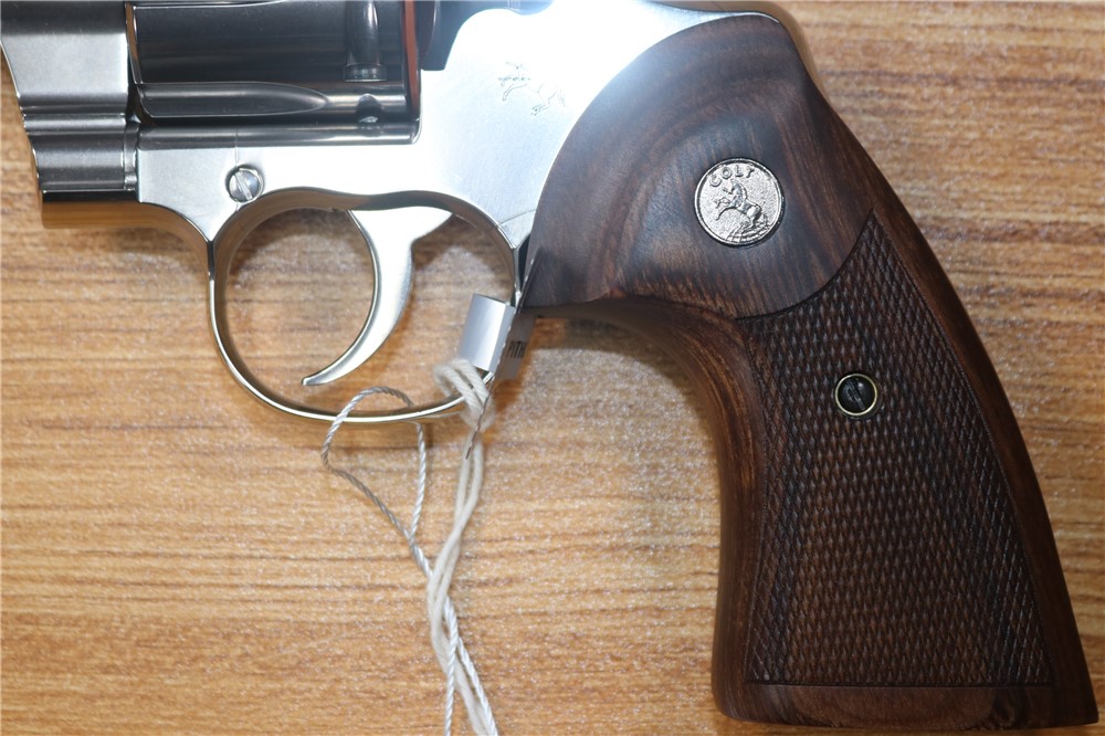 Colt Python 357 Magnum Stainless 3" Barrel 6 Round Box-img-5