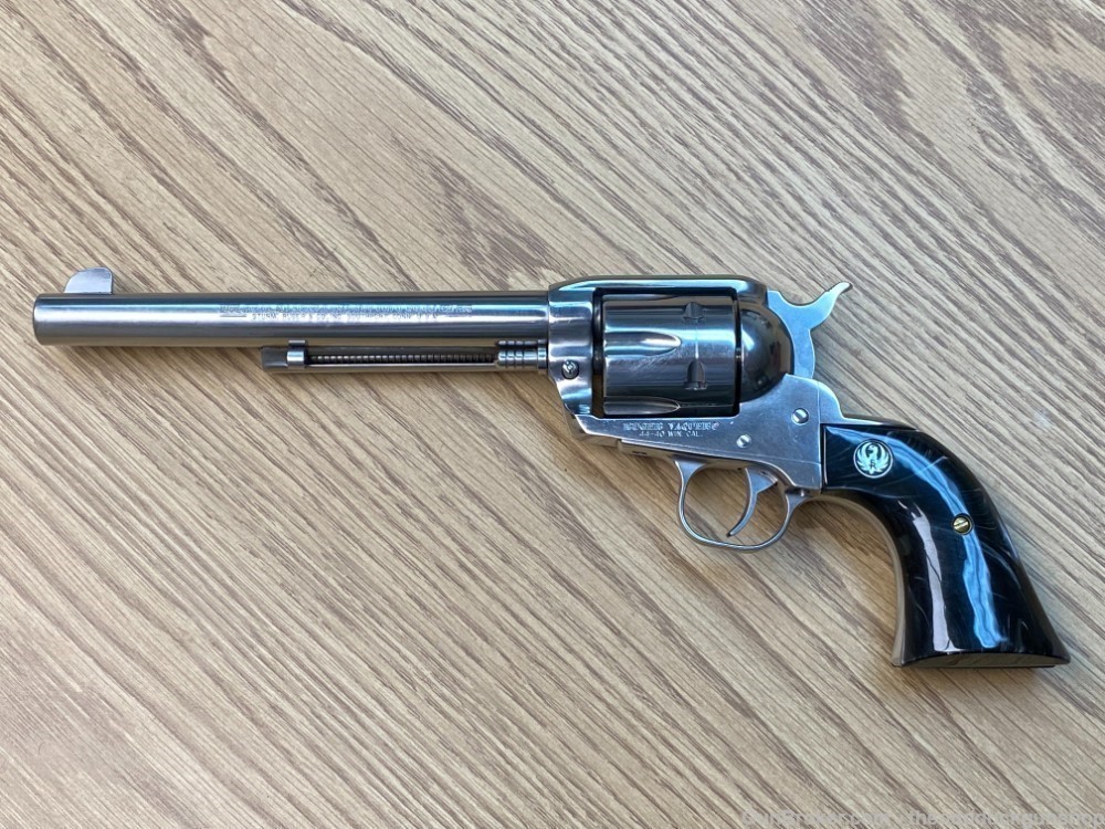 Ruger Vaquero 44-40 win Circa 1995 stainless-img-1