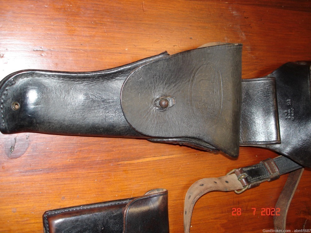 WWII era 1911 holster rig shoulder strap mag pouch Graton & Knight 1943-img-1