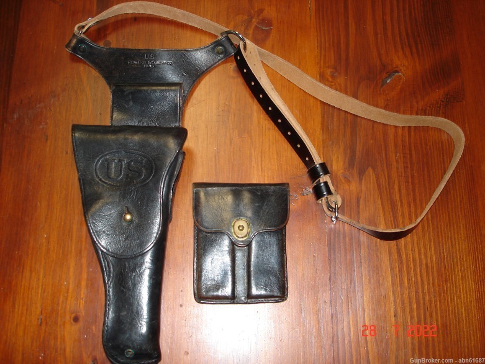 WWII Military Police 1911 holster cross strap mag pouch Milwaukee 1942,Boyt-img-0