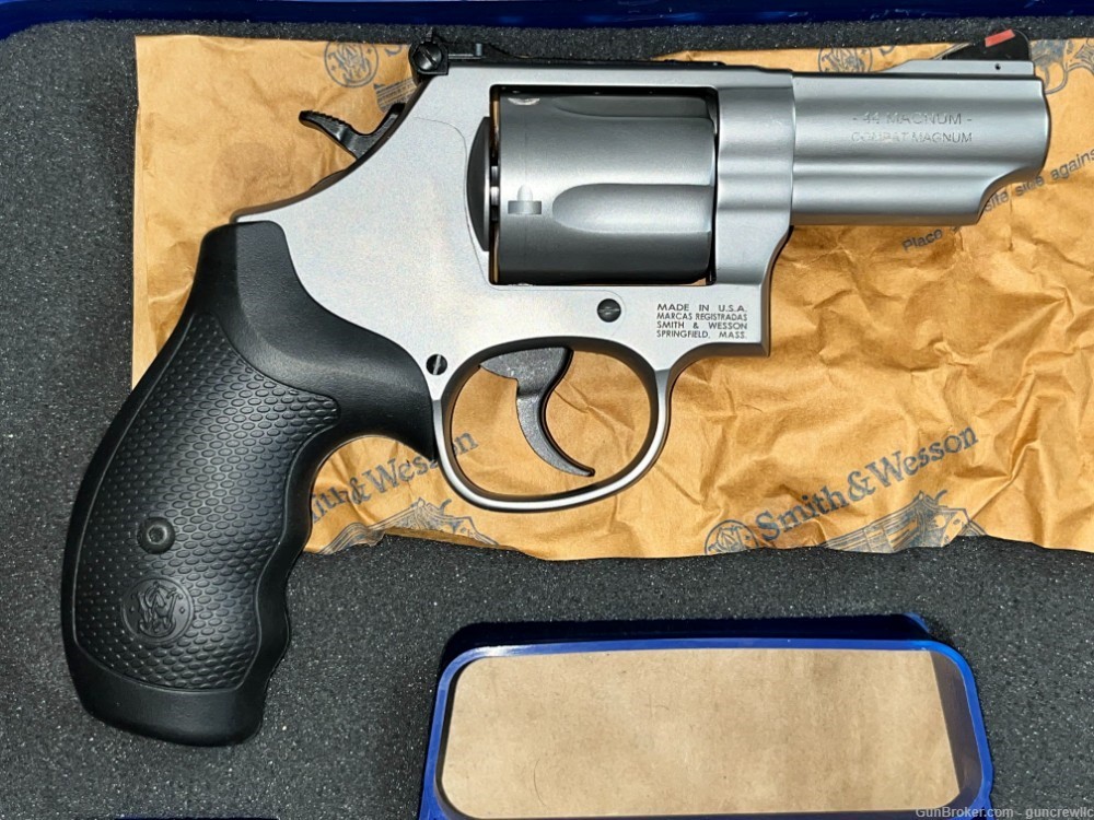 Smith & Wesson S&W Model 69 Combat Magnum 44Mag 10064 SS 2.75" Layaway-img-3
