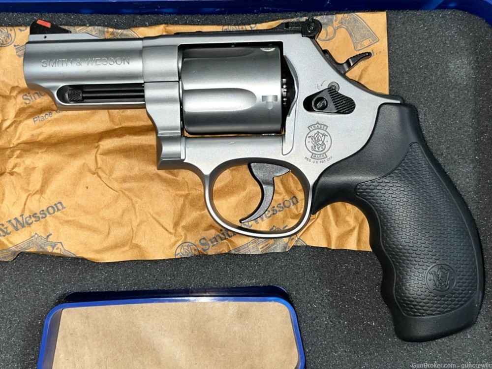 Smith & Wesson S&W Model 69 Combat Magnum 44Mag 10064 SS 2.75" Layaway-img-2
