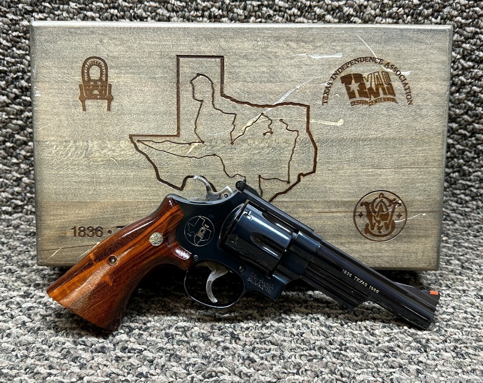Smith & Wesson 544 Texas Wagon Train Commemorative 44-40 5" BBL Blued 1986-img-1