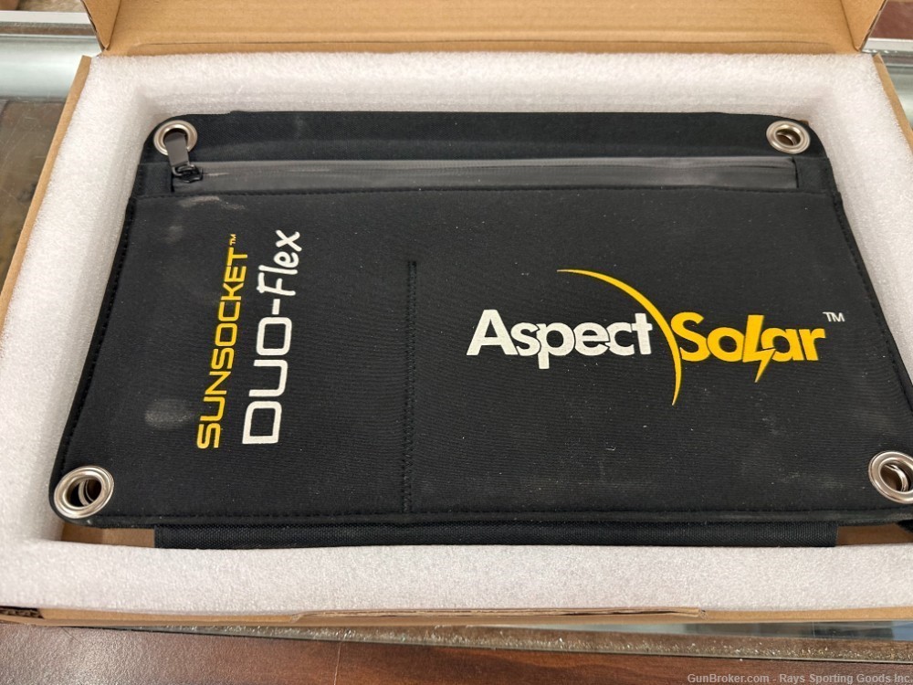 Aspect Solar Sunsocket Duo-Flex portable solar panel -img-1