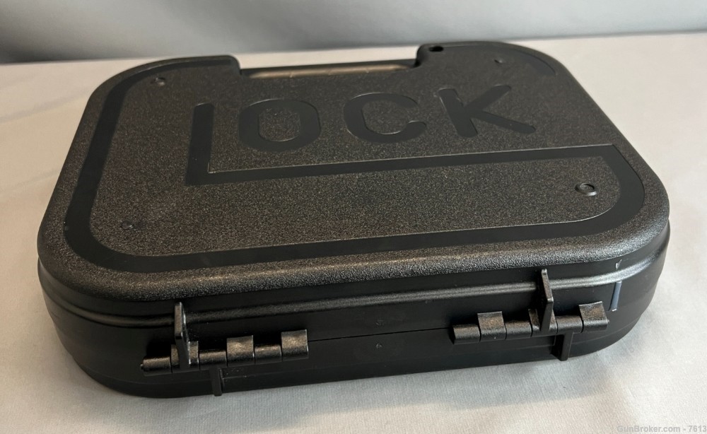 RARE COLLECTIBLE Glock Lockable Lock Box Case-img-6
