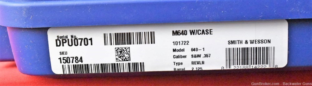 NEW SMITH & WESSON MODEL 640 ENGRAVED 357 REVOLVER MAHOGANY CASE NO RESERVE-img-11